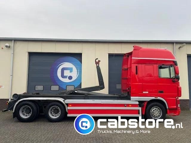 DAF XF 105 .460 FAS Euro 5 - 25 ton's Haakarmsysteem - Hooklift - Abrolkipper - Year 2006 - ANALOG TACHO - Autocarro scarrabile: foto 2 DAF XF 105 .460 FAS Euro 5 - 25 ton's Haakarmsysteem - Hooklift - Abrolkipper - Year 2006 - ANALOG TACHO - Autocarro scarrabile: foto 2