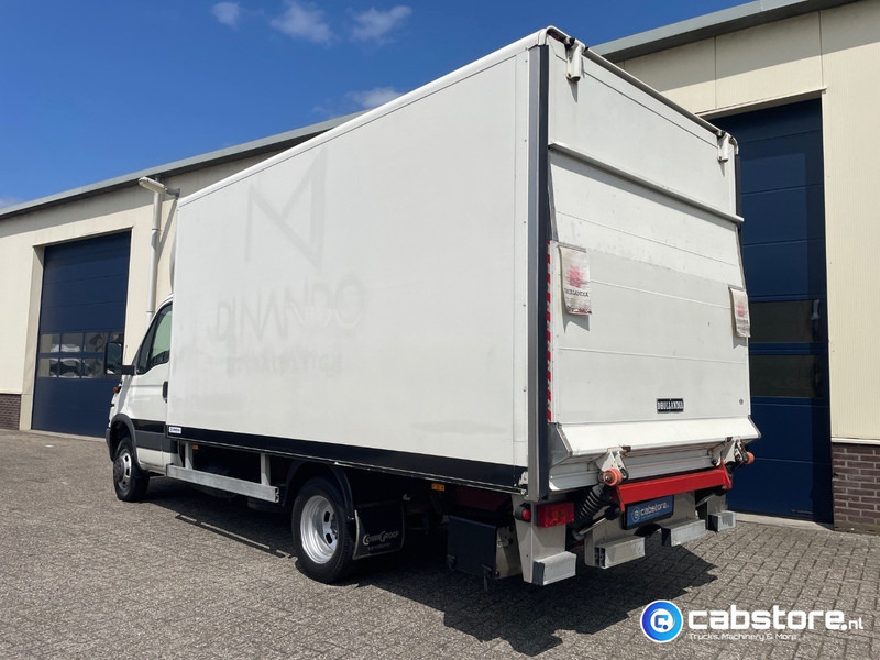 Iveco 40C 40C12 EURO 3 4x2 Bakwagen Euro 3 - Bouwjaar 2003 - APK tot 10-05-2026 -Handgeschakelde versnellingsbak - Furgone box: foto 5 Iveco 40C 40C12 EURO 3 4x2 Bakwagen Euro 3 - Bouwjaar 2003 - APK tot 10-05-2026 -Handgeschakelde versnellingsbak - Furgone box: foto 5