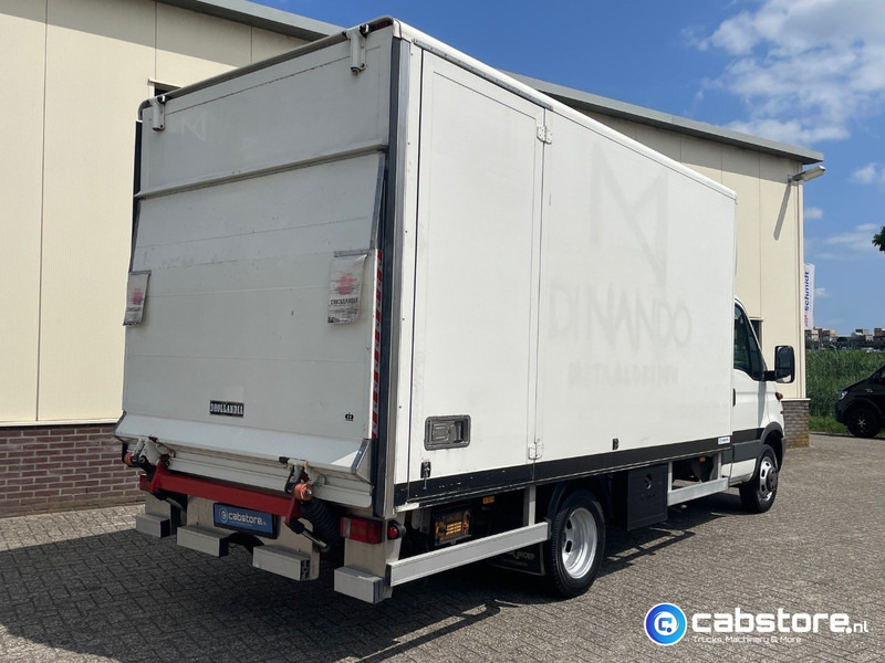 Iveco 40C 40C12 EURO 3 4x2 Bakwagen Euro 3 - Bouwjaar 2003 - APK tot 10-05-2026 -Handgeschakelde versnellingsbak - Furgone box: foto 3 Iveco 40C 40C12 EURO 3 4x2 Bakwagen Euro 3 - Bouwjaar 2003 - APK tot 10-05-2026 -Handgeschakelde versnellingsbak - Furgone box: foto 3