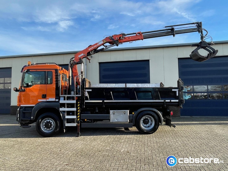 MAN TGS 18.320 4X4H BL EEV Euro 5 - ATLAS 126.3E Laadkraan - 2-zijdige kipper - Bouwjaar 2013 - Km 205.974 !! - Good condition - NL Truck - Autocarro ribaltabile, Camion con gru: foto 4 MAN TGS 18.320 4X4H BL EEV Euro 5 - ATLAS 126.3E Laadkraan - 2-zijdige kipper - Bouwjaar 2013 - Km 205.974 !! - Good condition - NL Truck - Autocarro ribaltabile, Camion con gru: foto 4