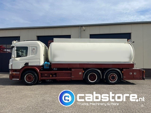 Scania P 380 B 6X2*4 HNA - RETARDER - Tankwagen olie - Olietank - ADR - 16.920 liter - Bouwjaar 2007 - Km 881.924 - Camion cisterna: foto 5 Scania P 380 B 6X2*4 HNA - RETARDER - Tankwagen olie - Olietank - ADR - 16.920 liter - Bouwjaar 2007 - Km 881.924 - Camion cisterna: foto 5