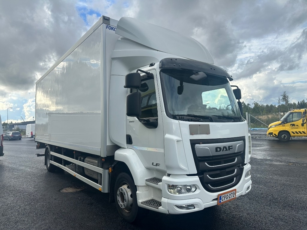 DAF LF 260 4x2 - Autocarro furgonato: foto 3 DAF LF 260 4x2 - Autocarro furgonato: foto 3
