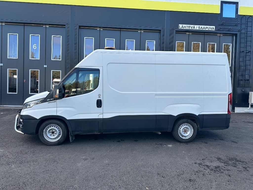 Iveco Daily 35S15 - Furgone chiuso: foto 5 Iveco Daily 35S15 - Furgone chiuso: foto 5