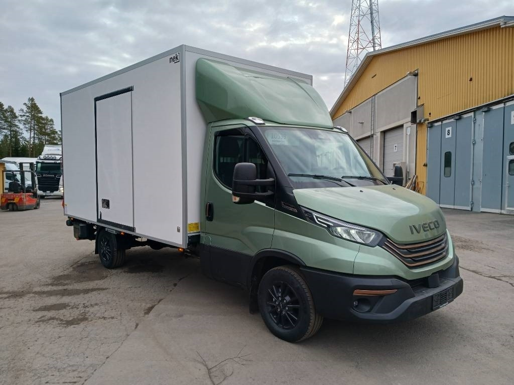Iveco Daily 35S18A8 - Furgone chiuso: foto 2 Iveco Daily 35S18A8 - Furgone chiuso: foto 2