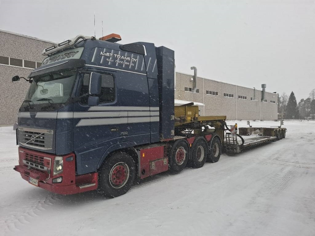 Volvo FH16 700 8x4 XXL GLOBE + Faymonville 4aks kehto - Trattore stradale: foto 1 Volvo FH16 700 8x4 XXL GLOBE + Faymonville 4aks kehto - Trattore stradale: foto 1