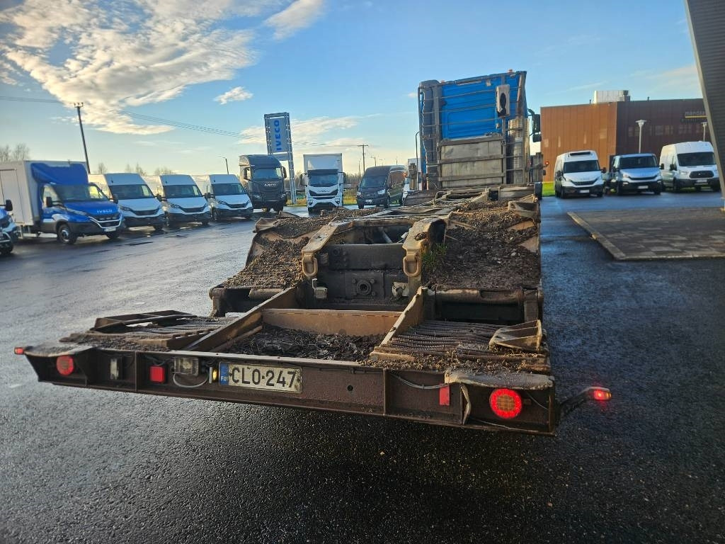 Volvo FH12 8x4 - Camion trasporto legname: foto 4 Volvo FH12 8x4 - Camion trasporto legname: foto 4