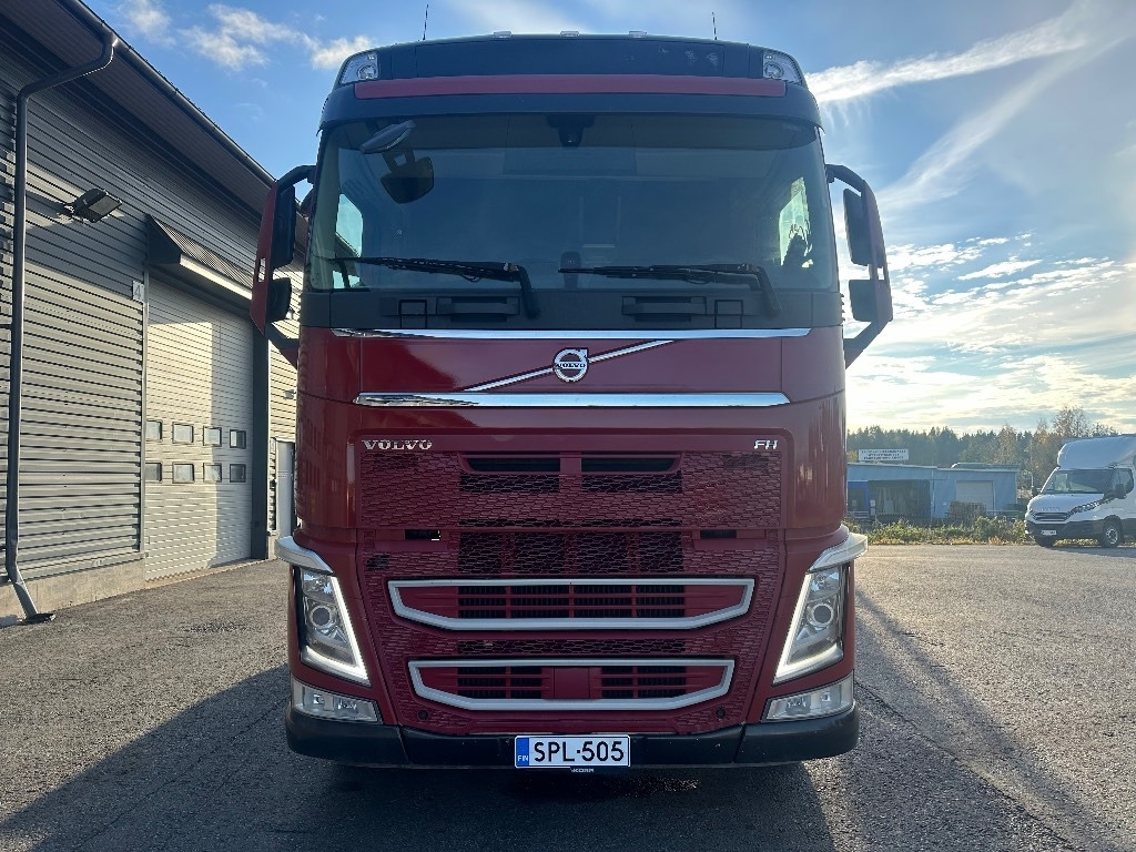 Volvo FH13 540 6x4 - Autocarro scarrabile: foto 2 Volvo FH13 540 6x4 - Autocarro scarrabile: foto 2