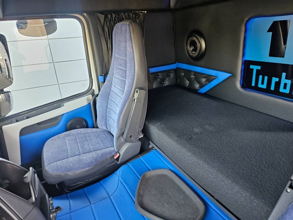 Autocarro furgonato Volvo FM11: foto 14