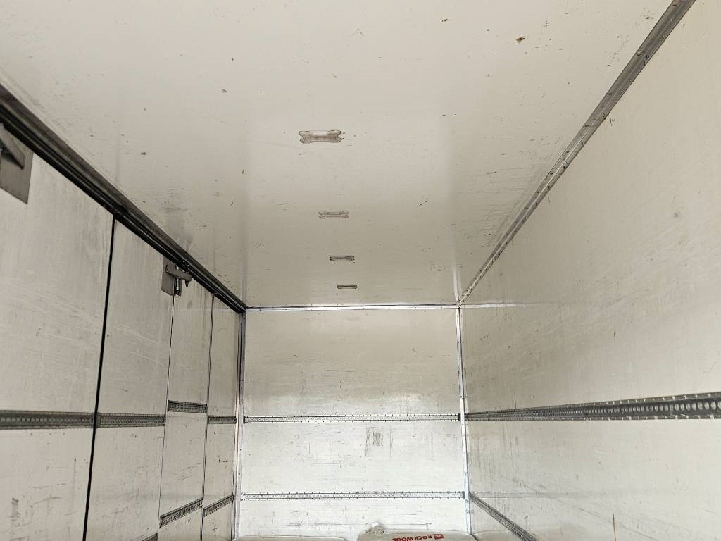 Autocarro furgonato Volvo FM11: foto 10