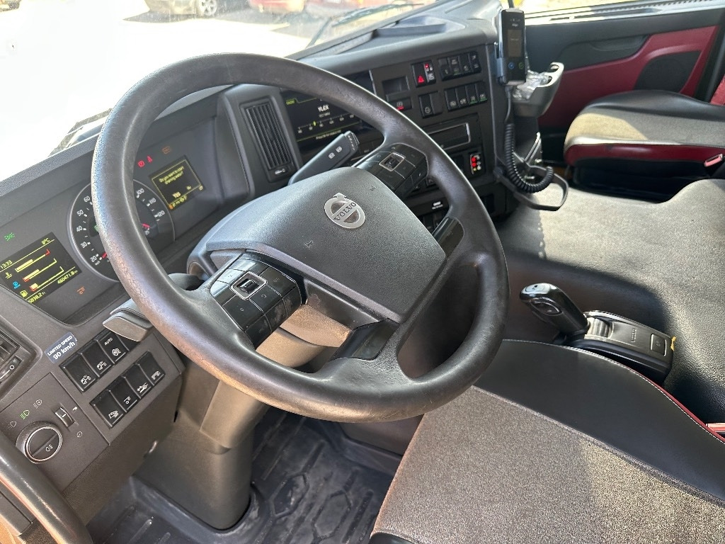 Autocarro scarrabile Volvo FMX 510: foto 16