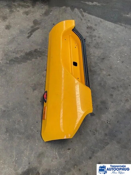 MAN 36.73203-5059 – MAN Back corner - Carrozzeria ed esterni per Camion: foto 1 MAN 36.73203-5059 – MAN Back corner - Carrozzeria ed esterni per Camion: foto 1