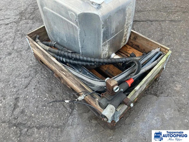 MAN hydraulikanlæg 250 liter - Serbatoio idraulico per Camion: foto 4 MAN hydraulikanlæg 250 liter - Serbatoio idraulico per Camion: foto 4