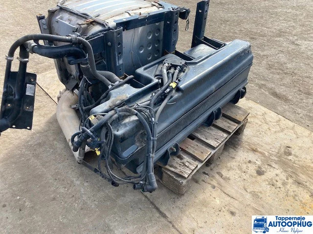 Scania 2173142 Adblue tank - Serbatoio per AdBlue per Camion: foto 2 Scania 2173142 Adblue tank - Serbatoio per AdBlue per Camion: foto 2