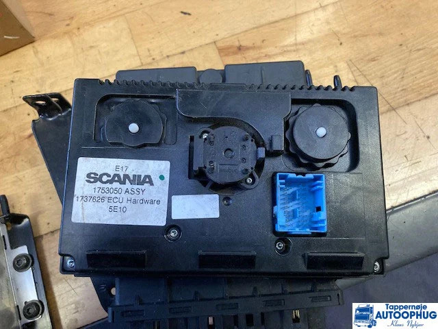 Scania Clima Control P/N: 175350 / 2272934 - Sistema elettrico per Camion: foto 1 Scania Clima Control P/N: 175350 / 2272934 - Sistema elettrico per Camion: foto 1