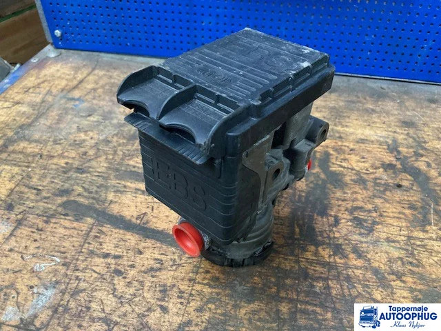 Scania EBS module – Scania 2653379 - Sistema elettrico per Camion: foto 4 Scania EBS module – Scania 2653379 - Sistema elettrico per Camion: foto 4