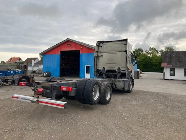 Scania R650 6X2 Retarder - Autocarro telaio: foto 4 Scania R650 6X2 Retarder - Autocarro telaio: foto 4