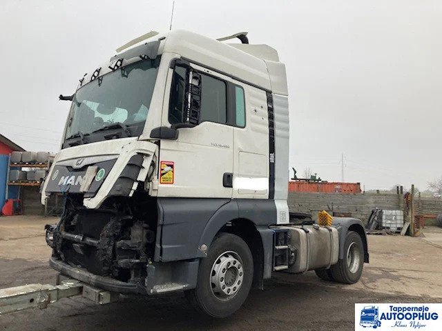 MAN TGX 18.460 Retarder - Trattore stradale: foto 4 MAN TGX 18.460 Retarder - Trattore stradale: foto 4