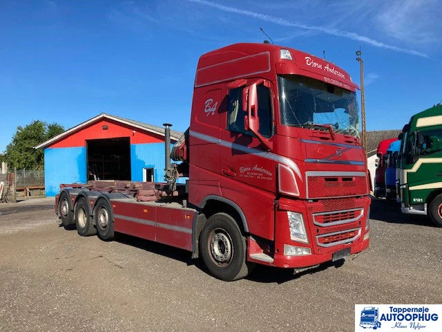 Volvo FH500 8X2 HIAB 077 - Autocarro portacontainer/ Caisse interchangeable, Camion con gru: foto 2 Volvo FH500 8X2 HIAB 077 - Autocarro portacontainer/ Caisse interchangeable, Camion con gru: foto 2