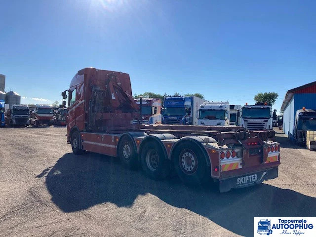 Volvo FH500 8X2 HIAB 077 - Autocarro portacontainer/ Caisse interchangeable, Camion con gru: foto 5 Volvo FH500 8X2 HIAB 077 - Autocarro portacontainer/ Caisse interchangeable, Camion con gru: foto 5