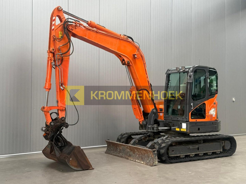 Doosan DX 85R-3 - Miniescavatore: foto 2 Doosan DX 85R-3 - Miniescavatore: foto 2