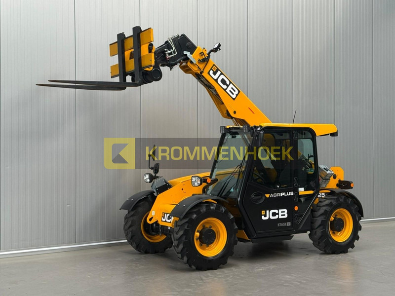 JCB 525-60 Agri plus - Sollevatore telescopico: foto 2 JCB 525-60 Agri plus - Sollevatore telescopico: foto 2