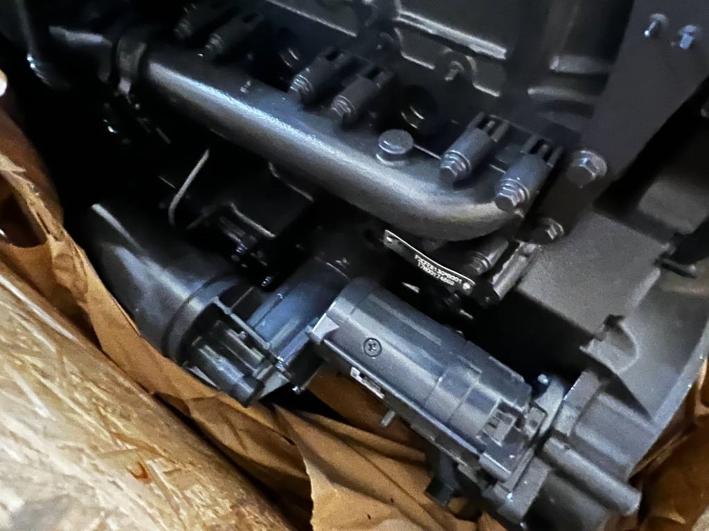 CNH Engine - CNH - F2CFE613G - Motore per Macchina agricola: foto 4 CNH Engine - CNH - F2CFE613G - Motore per Macchina agricola: foto 4
