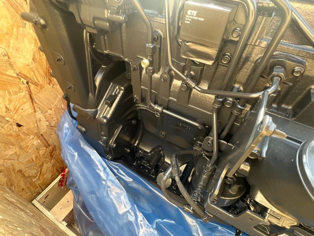 CNH Moteur - FPT Cursor 9 - F2CFE613G - Motore per Macchina agricola: foto 4 CNH Moteur - FPT Cursor 9 - F2CFE613G - Motore per Macchina agricola: foto 4