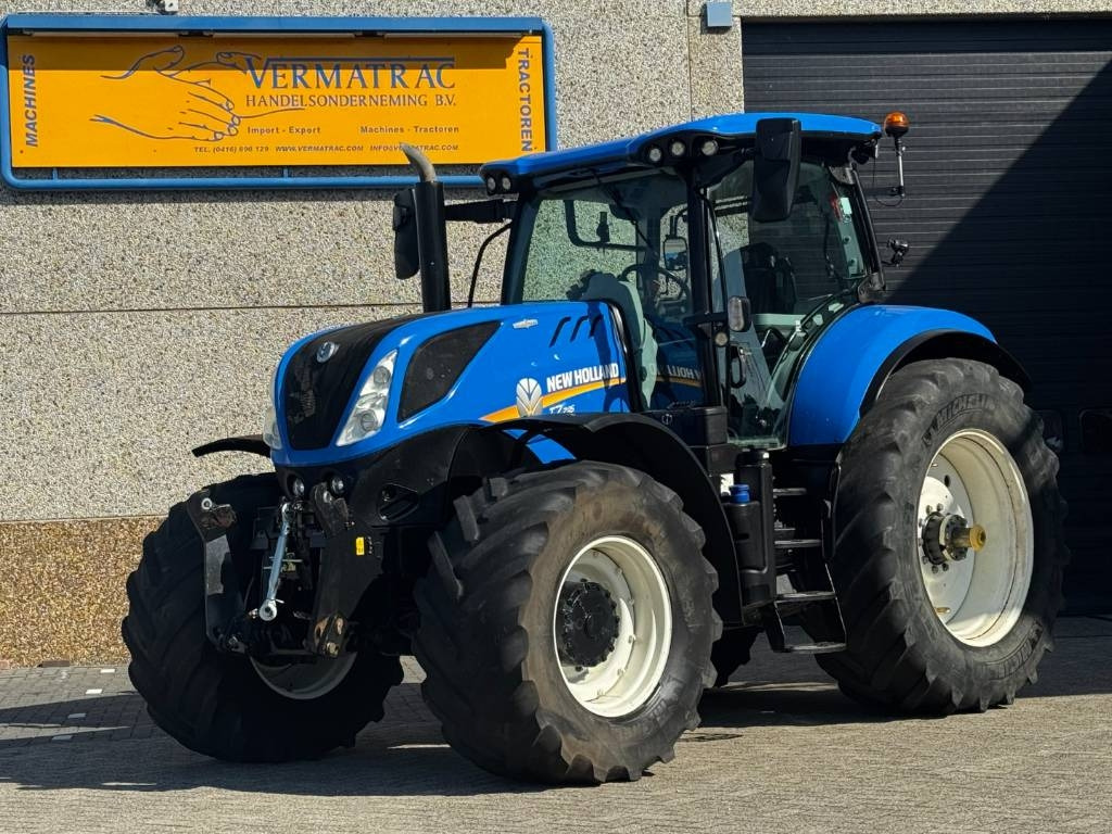 New Holland T7.245 Auto Command, GPS complete, frontlinkage - Trattore: foto 1 New Holland T7.245 Auto Command, GPS complete, frontlinkage - Trattore: foto 1