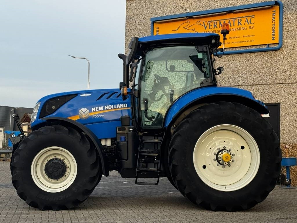 New Holland T7.270 Auto Command, frontlinkage + PTO,1091 hr - Trattore: foto 2 New Holland T7.270 Auto Command, frontlinkage + PTO,1091 hr - Trattore: foto 2