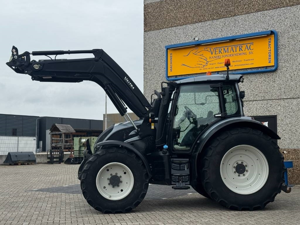 Valtra N174D, Frontlinkage + PTO, Frontloader, 3846 hours - Trattore: foto 2 Valtra N174D, Frontlinkage + PTO, Frontloader, 3846 hours - Trattore: foto 2