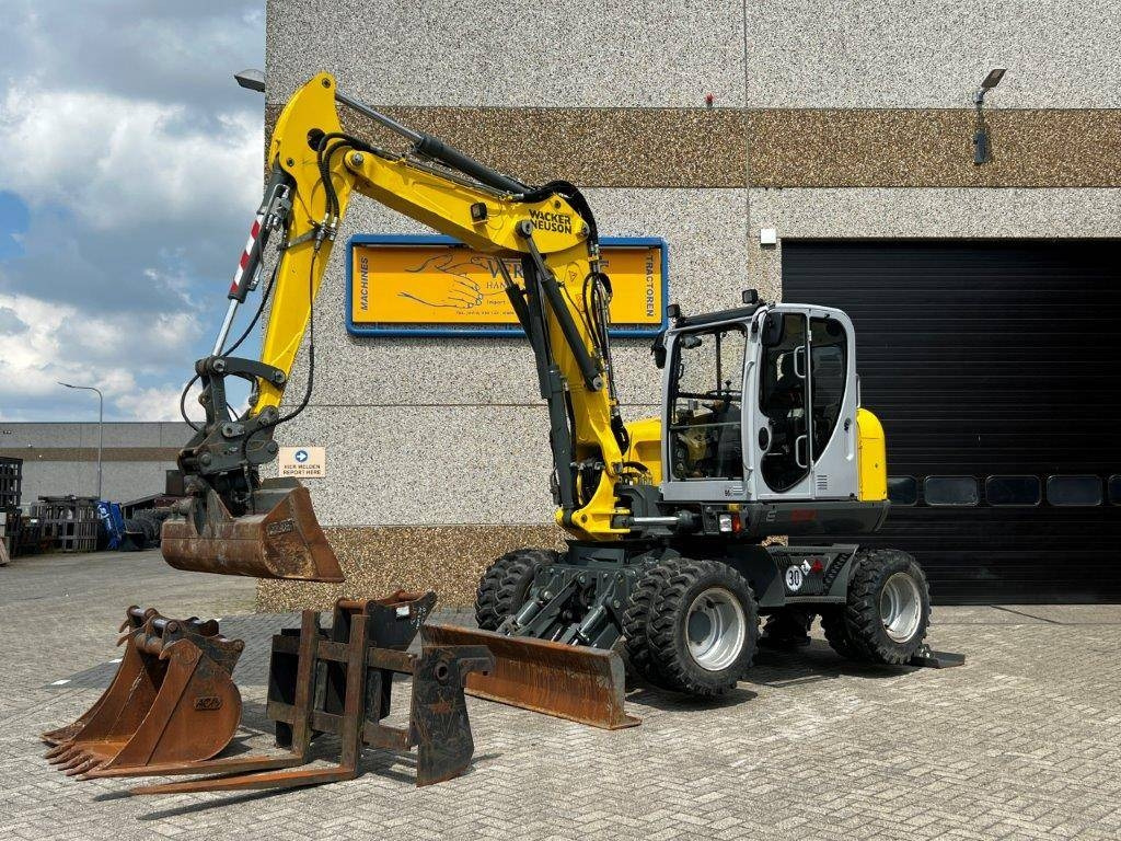 Wacker Neuson EW100 – 1376 hours – 2019!! - Escavatore gommato: foto 1 Wacker Neuson EW100 – 1376 hours – 2019!! - Escavatore gommato: foto 1