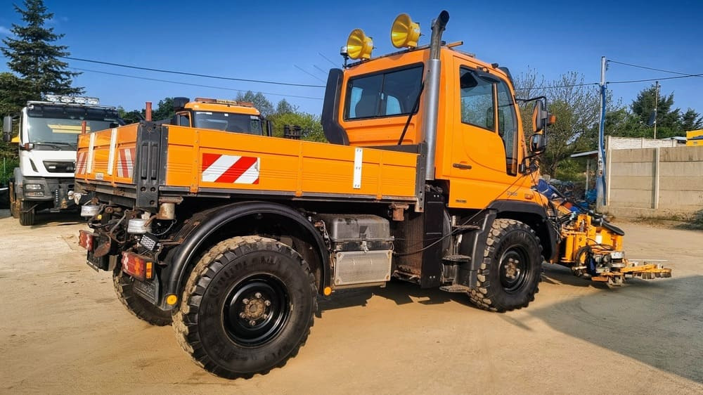 MERCEDES-BENZ Unimog U300 - Veicolo speciale/ Comunale: foto 5 MERCEDES-BENZ Unimog U300 - Veicolo speciale/ Comunale: foto 5