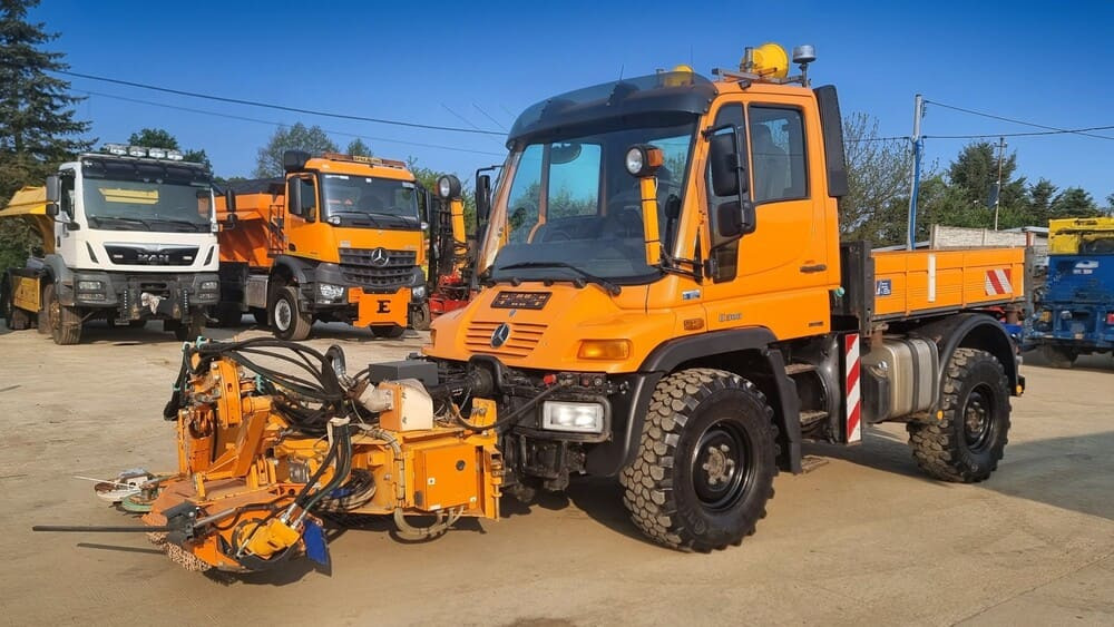 MERCEDES-BENZ Unimog U300 - Veicolo speciale/ Comunale: foto 4 MERCEDES-BENZ Unimog U300 - Veicolo speciale/ Comunale: foto 4