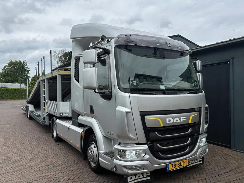 DAF LF 230 Autotransporter Showtruck 4/5 Lader 3 Seats Camera - Camion bisarca: foto 2 DAF LF 230 Autotransporter Showtruck 4/5 Lader 3 Seats Camera - Camion bisarca: foto 2