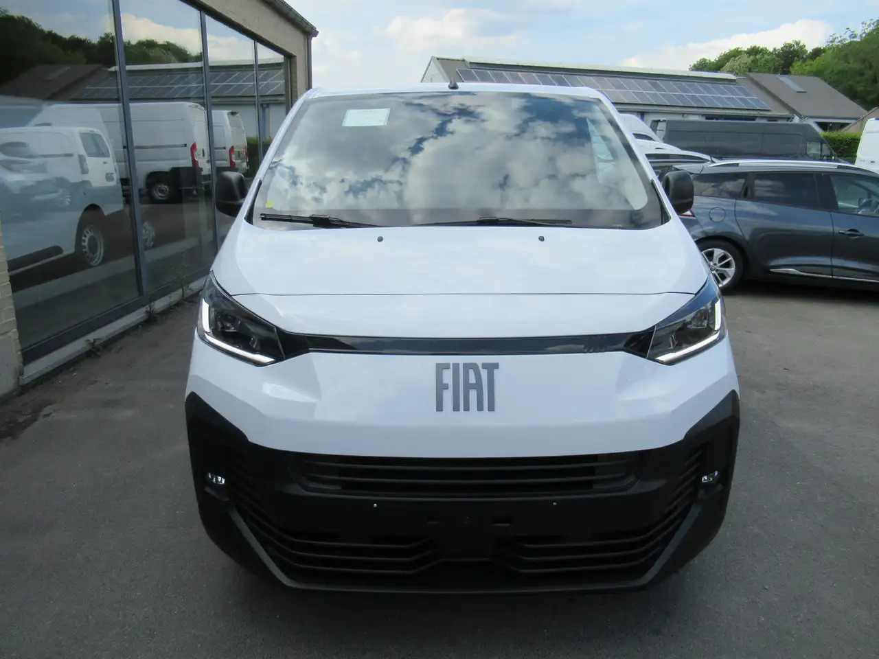 Fiat Scudo L3,bte auto, 145cv, neuf, 25900€+TVA - Furgone chiuso: foto 3 Fiat Scudo L3,bte auto, 145cv, neuf, 25900€+TVA - Furgone chiuso: foto 3