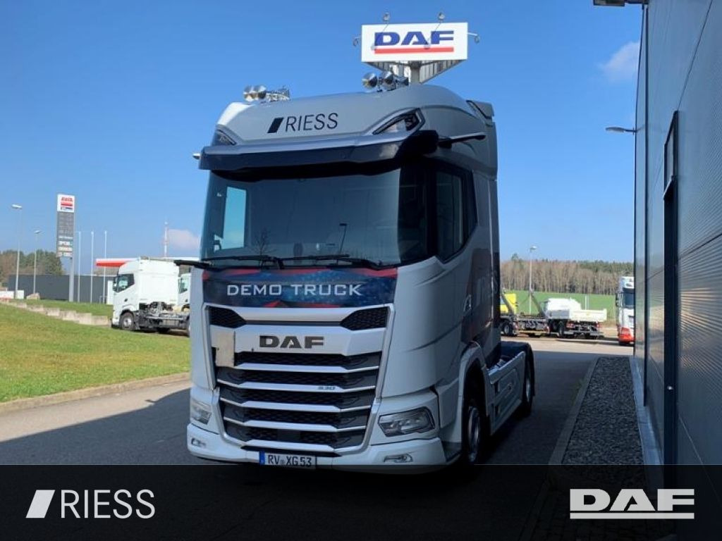 DAF XG+ 530 FT Alcoa Leder Intarder Standklima Hydra DAF XG+ 530 FT Alcoa Leder Intarder Standklima Hydra - Trattore stradale: foto 2 DAF XG+ 530 FT Alcoa Leder Intarder Standklima Hydra DAF XG+ 530 FT Alcoa Leder Intarder Standklima Hydra - Trattore stradale: foto 2
