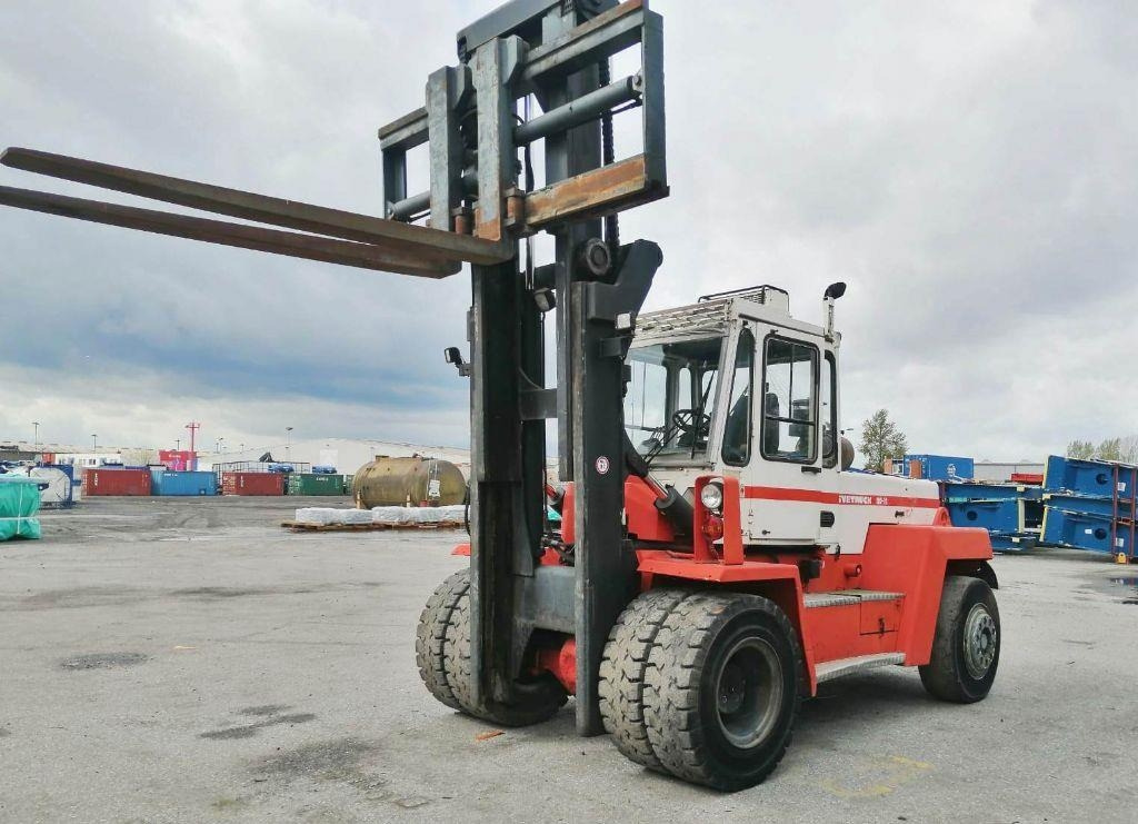 Svetruck 13,6-120-32 - Carrello elevatore diesel: foto 1 Svetruck 13,6-120-32 - Carrello elevatore diesel: foto 1