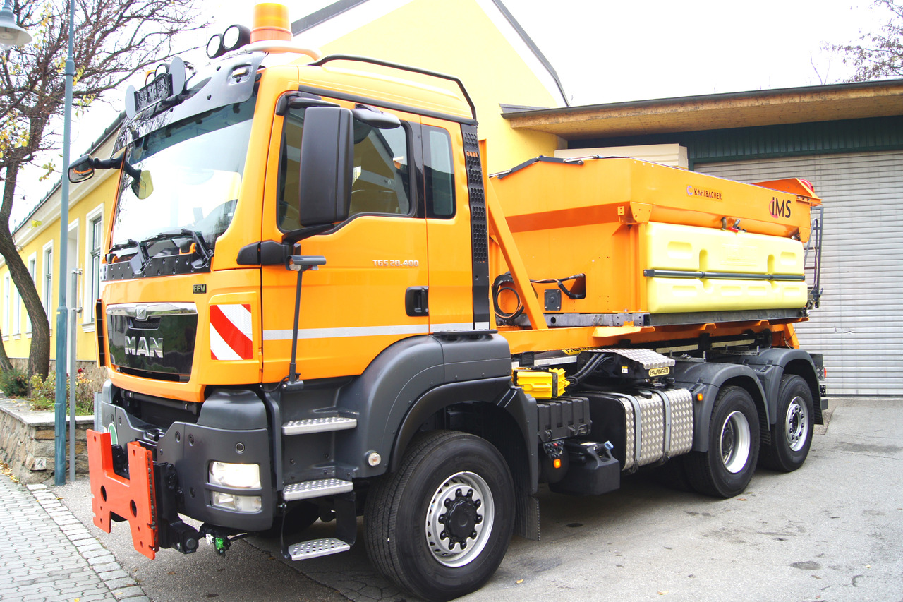 MAN TGS 28.400 BL 6x4-4/TÜV/PALIFT/Winterdienst/Salzstreuer/Streuer/Schneepflug - Autocarro ribaltabile: foto 3 MAN TGS 28.400 BL 6x4-4/TÜV/PALIFT/Winterdienst/Salzstreuer/Streuer/Schneepflug - Autocarro ribaltabile: foto 3