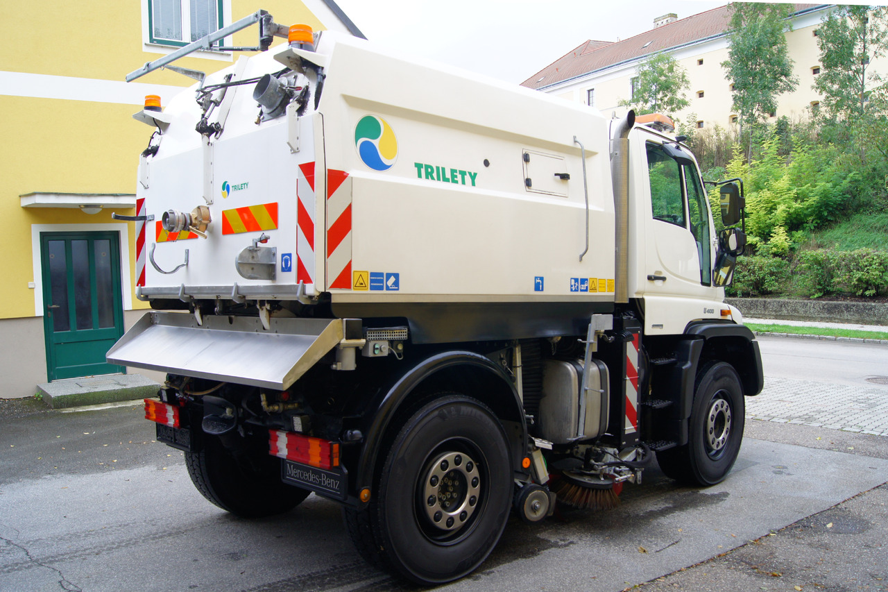 MERCEDES-BENZ Unimog U400 + TRILETY Kehrmaschine/TÜV/EUR4/Leistungshydraulik - Spazzatrice stradale: foto 5 MERCEDES-BENZ Unimog U400 + TRILETY Kehrmaschine/TÜV/EUR4/Leistungshydraulik - Spazzatrice stradale: foto 5