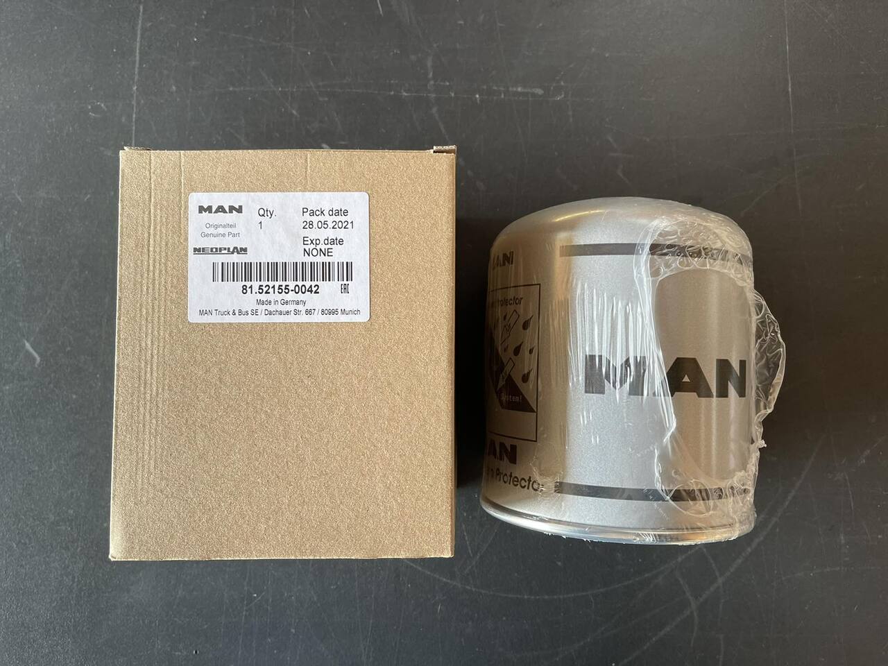 MAN AIR DRYER CARTRIDGE WITH OIL TRAP 81.52155-0042 - Riscaldamento/ Ventilazione per Camion: foto 1 MAN AIR DRYER CARTRIDGE WITH OIL TRAP 81.52155-0042 - Riscaldamento/ Ventilazione per Camion: foto 1