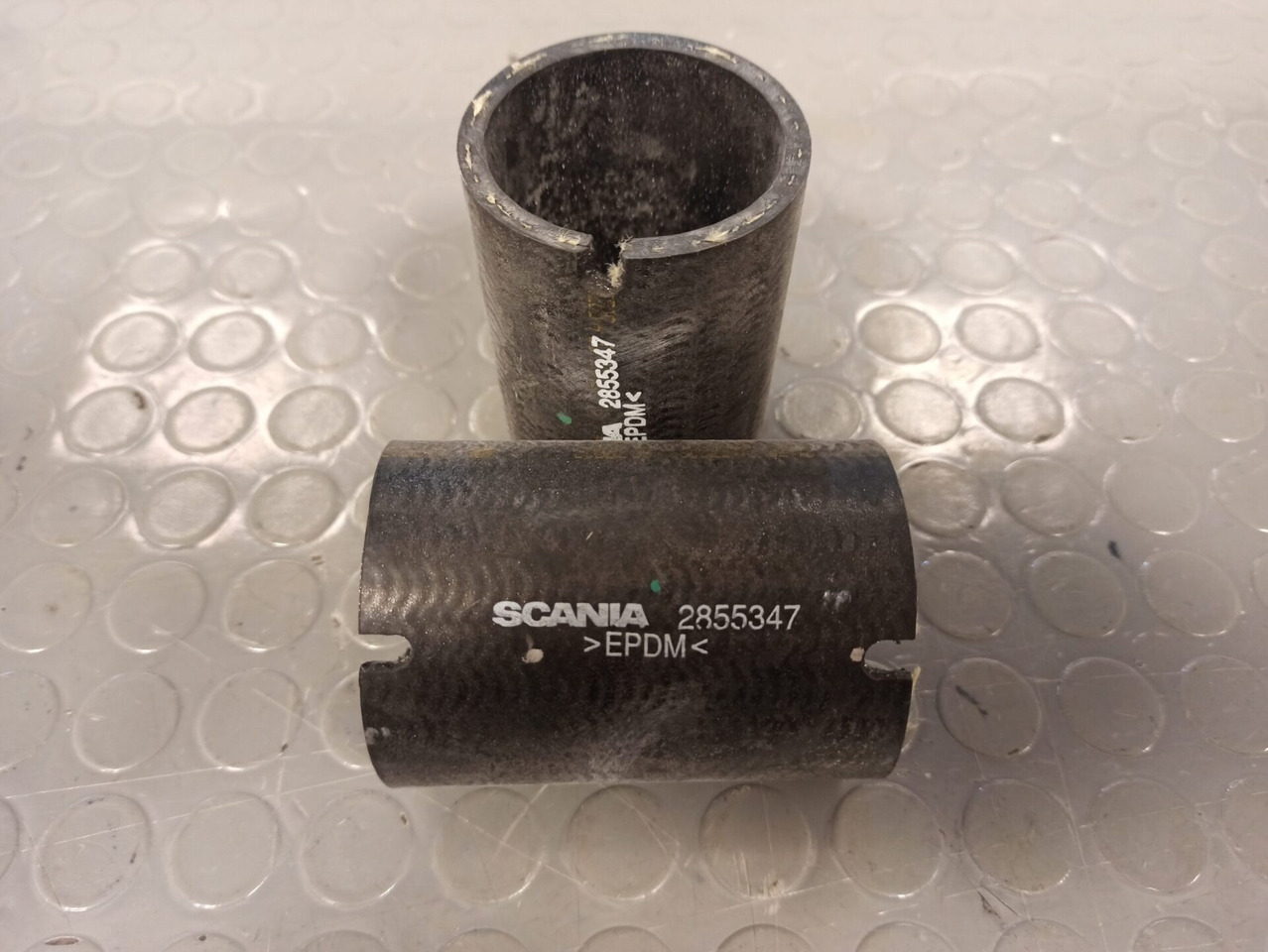 SCANIA HOSE 2855347 - Cambio e ricambi per Camion: foto 1 SCANIA HOSE 2855347 - Cambio e ricambi per Camion: foto 1