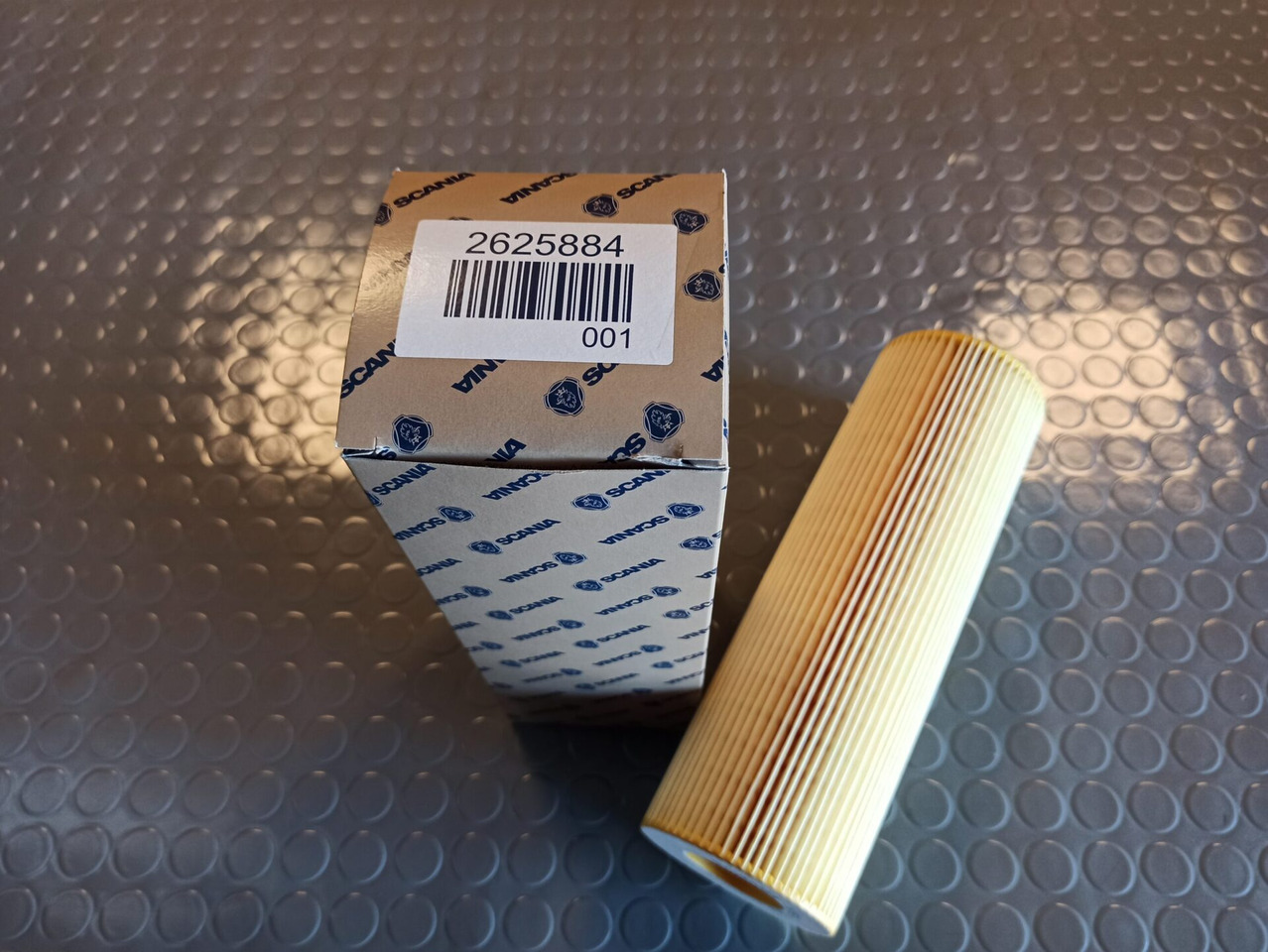 SCANIA OIL FILTER - 2625884 - Filtro olio per Camion: foto 1 SCANIA OIL FILTER - 2625884 - Filtro olio per Camion: foto 1