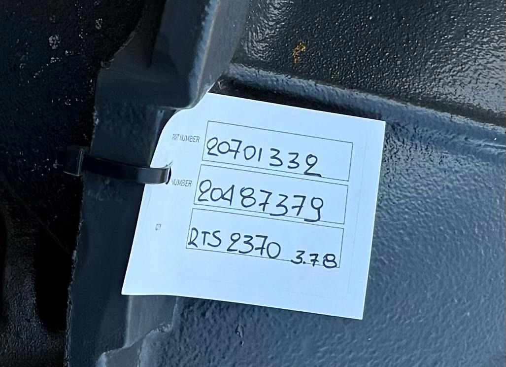 VOLVO Differential Groups 20701332 / 20487379 - Differenziale per Camion: foto 5 VOLVO Differential Groups 20701332 / 20487379 - Differenziale per Camion: foto 5