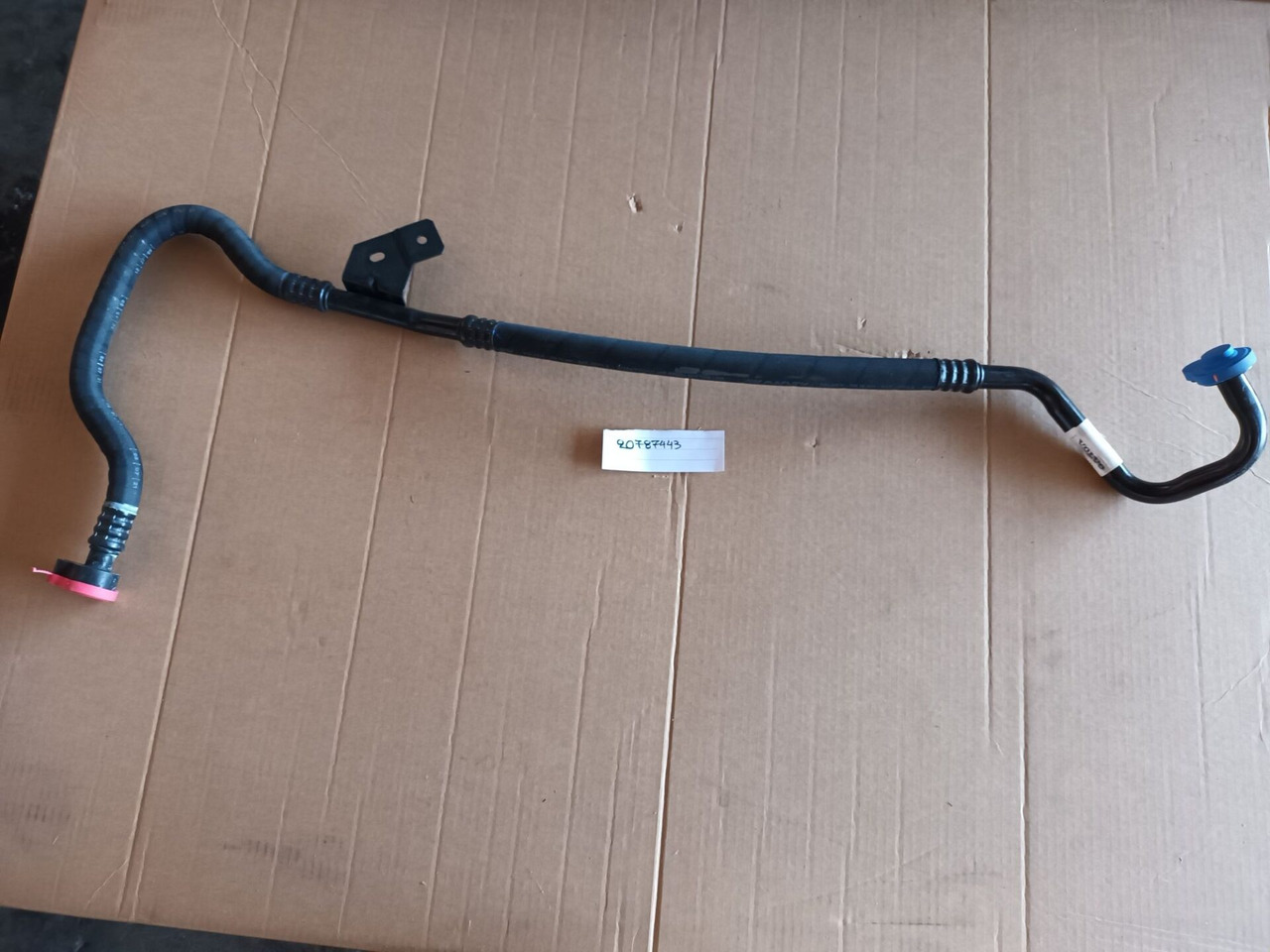 VOLVO PIPE - 20787443 - Ricambio A/C per Camion: foto 1 VOLVO PIPE - 20787443 - Ricambio A/C per Camion: foto 1