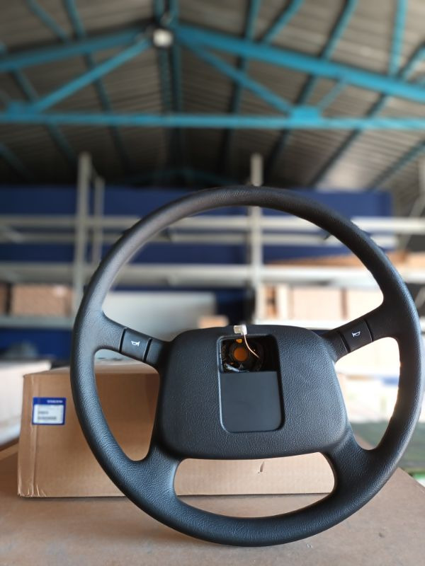 VOLVO STEERING WHEEL 1062027 - Volante per Camion: foto 1 VOLVO STEERING WHEEL 1062027 - Volante per Camion: foto 1