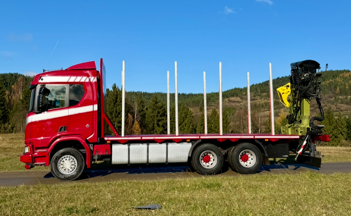 SCANIA R520 XT - Camion trasporto legname, Camion con gru: foto 3 SCANIA R520 XT - Camion trasporto legname, Camion con gru: foto 3