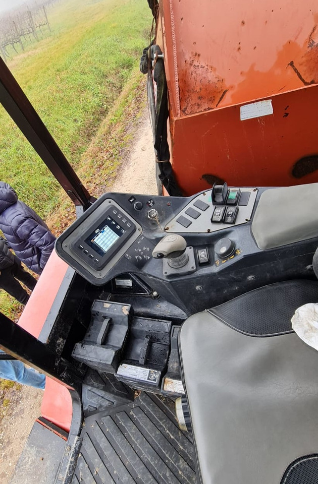 DITCH WITCH RT125 - Scavafossi: foto 5 DITCH WITCH RT125 - Scavafossi: foto 5