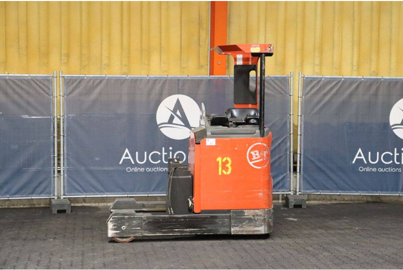 BT RR B7 - Carrello retrattile: foto 1 BT RR B7 - Carrello retrattile: foto 1
