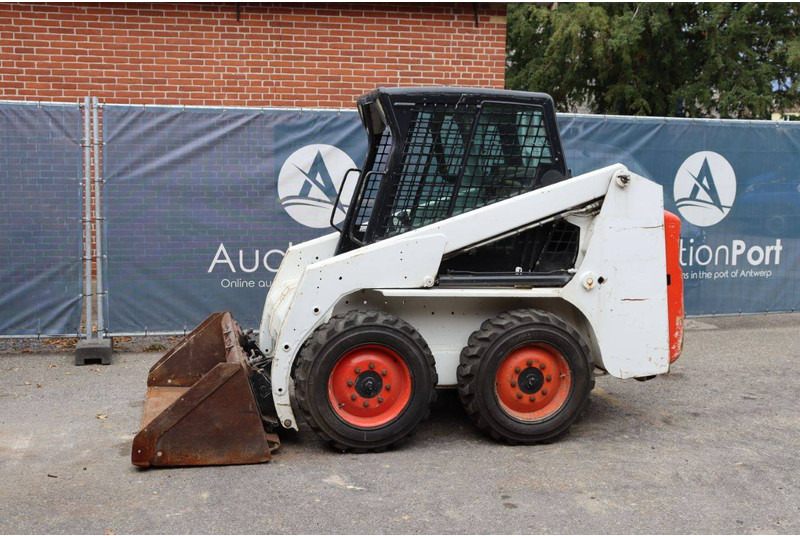 Bobcat S130 - Pala gommata: foto 1 Bobcat S130 - Pala gommata: foto 1