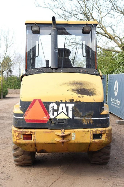 Caterpillar 906 - Pala gommata: foto 4 Caterpillar 906 - Pala gommata: foto 4